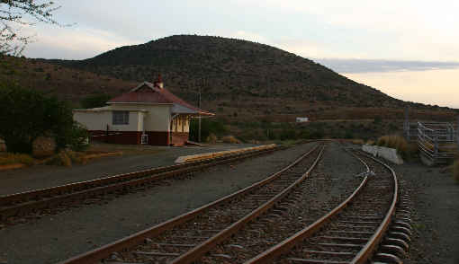 tracks.jpg